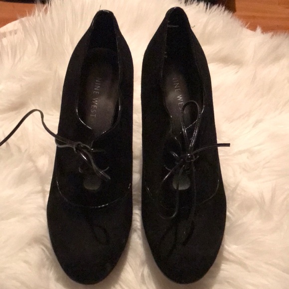 Black suede shoe bootie - Picture 1 of 7